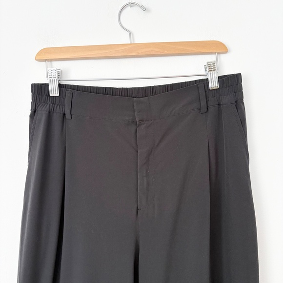 Alo yoga pursuit trousers - Picture 4 of 7